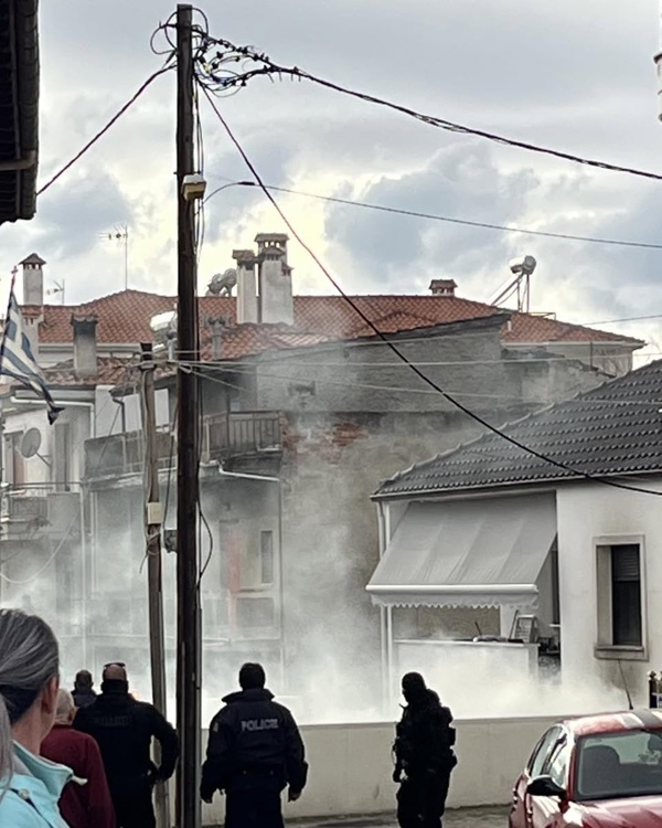 Φωτιά σε κατοικία στα Πλατάνια Κοζάνης