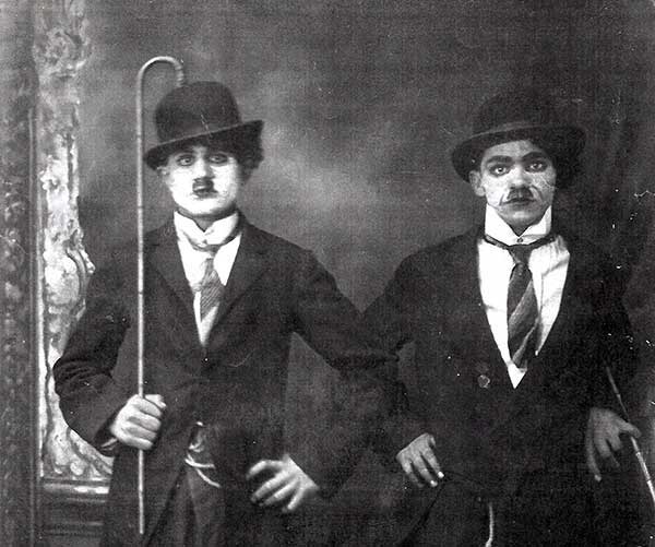 Καρναβάλια στην Κοζάνη το 1938 που καθιερώθηκε η παρέλαση – Γράφει ο Γιάννης Κορκάς