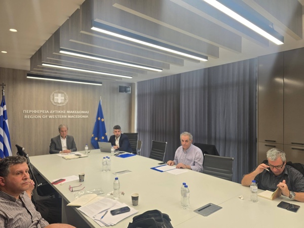 Συνάντηση εργασίας του Περιφερειάρχη Δυτικής Μακεδονίας Γιώργου Αμανατίδη με τους Προϊσταμένους των Γενικών Διευθύνσεων, των Αυτοτελών Διευθύνσεων και Τμημάτων