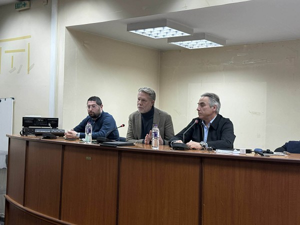 Προσυνεδριακός διάλογος του ΠΑΣΟΚ στην Κοζάνη – Παύλος Γερουλάνος: Οι κάτοικοι της Δ. Μακεδονίας είναι προβληματισμένοι