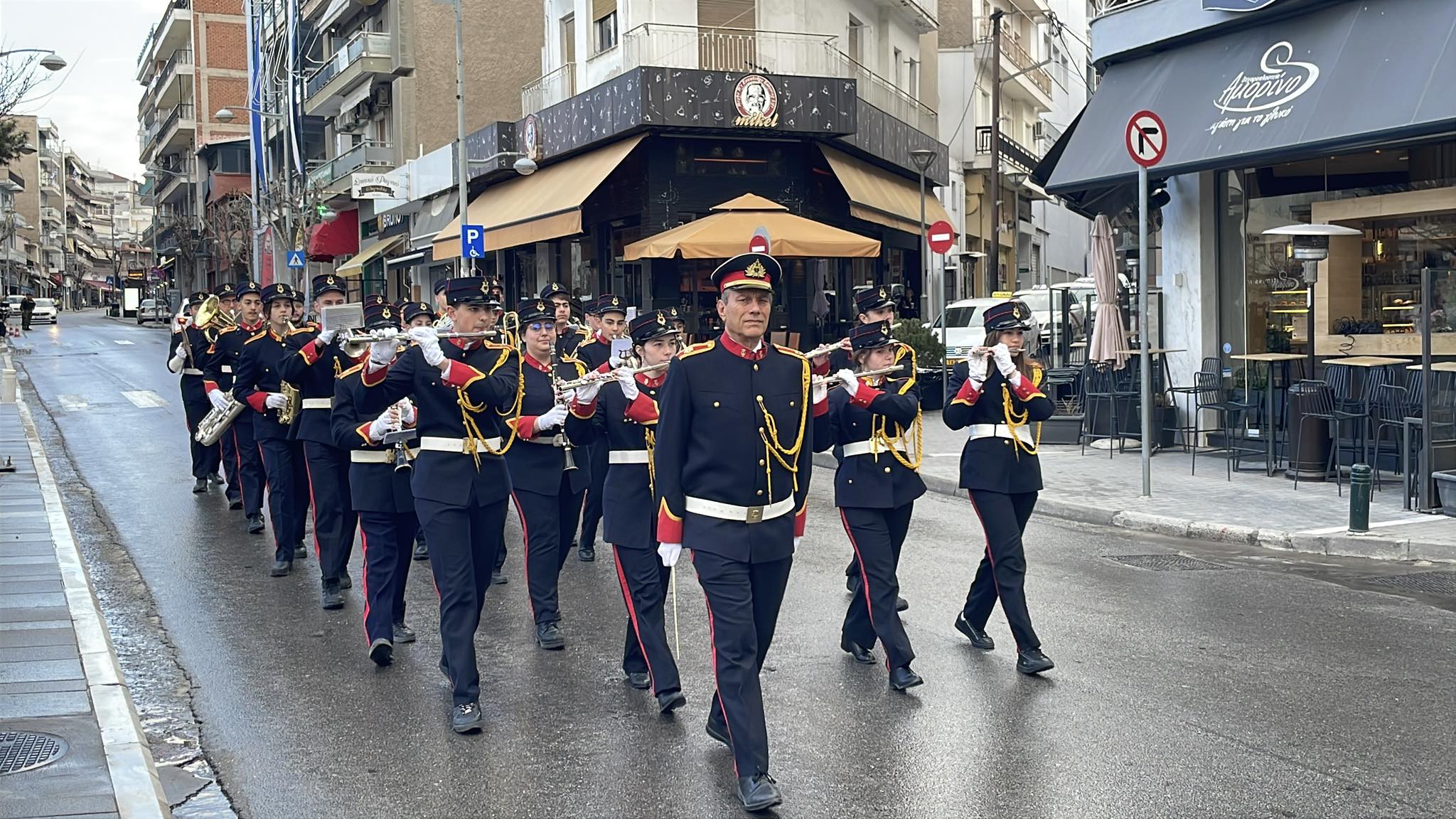 Η Πανδώρα στους δρόμους της Κοζάνης