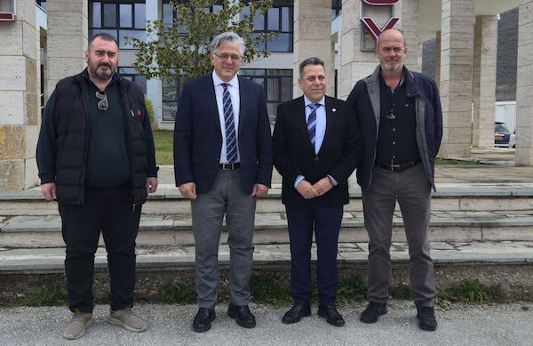 Ο Πρόεδρος του ΕΚΑΒ κ. Χαραλάμπους επισκέφθηκε τις εγκαταστάσεις του Δημοτικού Καταστήματος Ασκίου – Υπόσχεση για πλήρη επάνδρωση και αυτόνομη λειτουργία του τμήματος Βοΐου