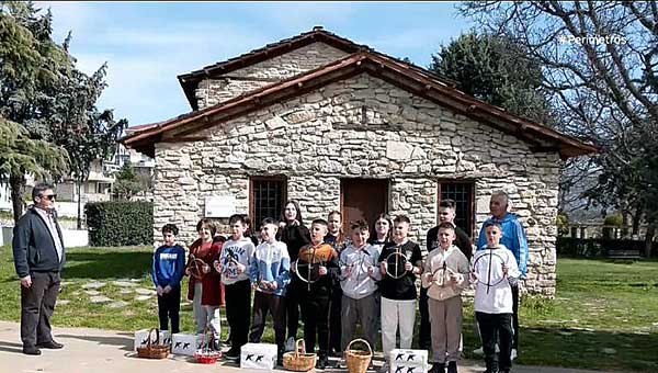 Το έθιμο της χελιδόνας στην Αιανή Κοζάνης