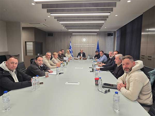 Συνάντηση του Γιώργου Αμανατίδη με τους δημάρχους Κοζάνης, Εορδαίας και τους προέδρους τοπικών κοινοτήτων των δυο δήμων