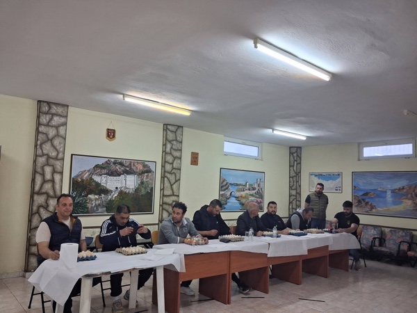 3η χρονιά αυγομαχίες Δρεπάνου