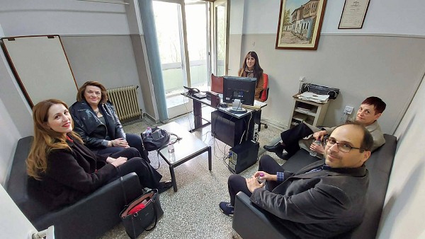 Τραπέζι Διαλόγου στα FM: «Ο τόπος μέσα στον χώρο» – Τι μπορεί να προσφέρει ο πολιτισμός σε μια περιοχή σε κρίση;