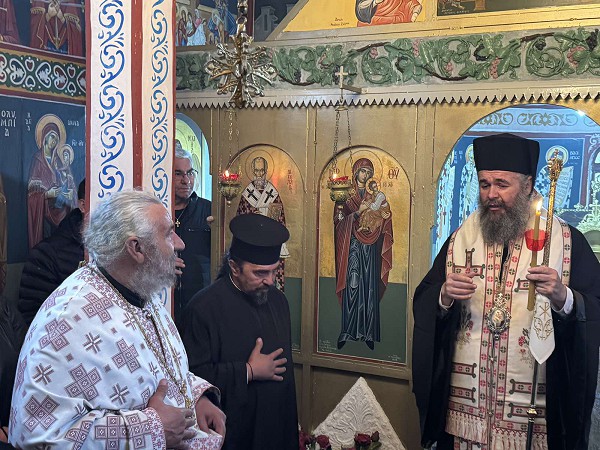 Μητροπολίτης Φλωρίνης Ειρηναίος: «Ο Ναός είναι τόπος συναντήσεως ουρανού και γης»