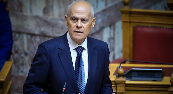 Πέθανε σε ηλικία 70 ετών ο υφυπουργός Περιβάλλοντος και Ενέργειας Νίκος Ταγαράς