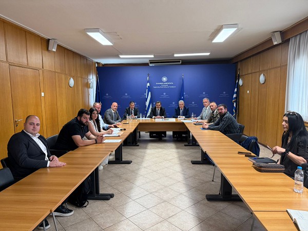 Σημαντικές συναντήσεις εκπροσώπων του πρωτογενούς τομέα της ΠΕ Κοζάνης με την πολιτική ηγεσία του Υπουργείου Αγροτικής Ανάπτυξης και τον Πρόεδρο της Διακομματικής Κοινοβουλευτικής Επιτροπής