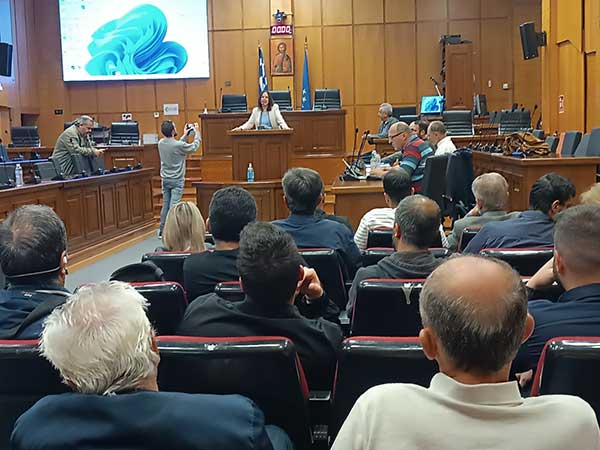 Καλλιόπη Βέττα: «Οι πολιτικές της κυβέρνησης και των τραπεζών απέναντι στους μικρούς παραγωγούς Α.Π.Ε. επιφέρουν μεγάλο χτύπημα στην ενεργειακή δημοκρατία και το κόστος ρεύματος»