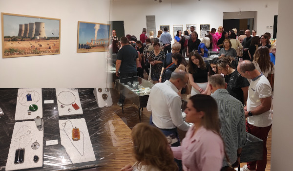 Μια ξεχωριστή σύμπραξη τέχνης στην Κοζάνη: Εγκαίνια για την έκθεση φωτογραφίας και χειροποίητου κοσμήματος στην Κοβεντάρειο Βιβλιοθήκη