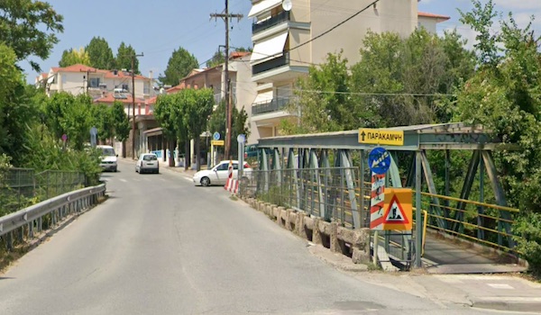 Απαγόρευση διέλευσης βαρέων οχημάτων στην γέφυρα της οδού Ιωνίας – Δείτε γιατί
