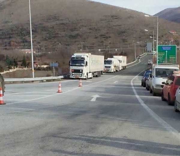 Tροχαίο στον κόμβο της Εγνατίας, στην περιοχή Μπάρα