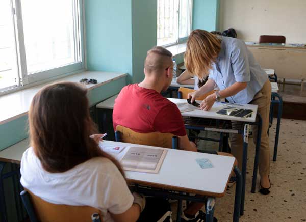 08-06-26 Τα σημερινά θέματα των Πανελλαδικών Εξετάσεων