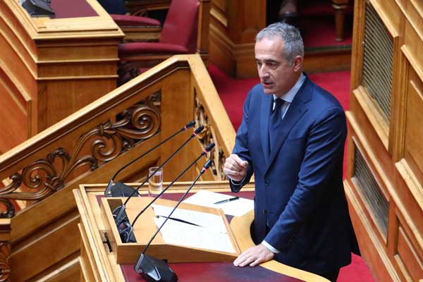 Στάθης Κωνσταντινίδης για τη Συνταγματική Αναθεώρηση: «Ευελιξία, εκσυγχρονισμός και θεσμικές δικλείδες ασφαλείας στα κωλύματα και τα ασυμβίβαστα των Βουλευτών».