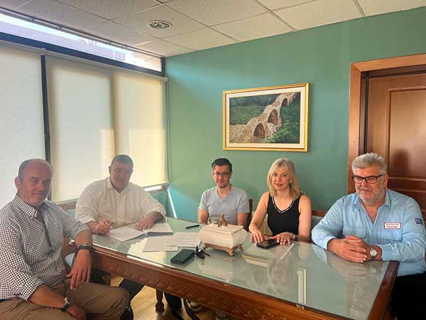 Νέα στέγη για το ΕΚΑΒ Πτολεμαΐδας και το Κτηνιατρικό Γραφείο Εορδαίας – Υπεγράφη η σύμβαση του έργου