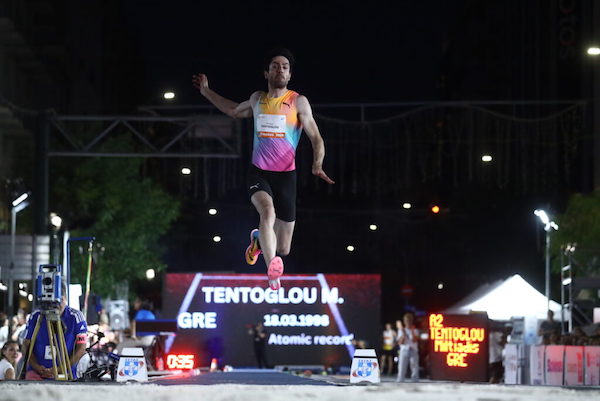 Νέα σπουδαία εμφάνιση για τον Μίλτο Τεντόγλου με άλμα στα 8,39 μ. στον Πειραιά