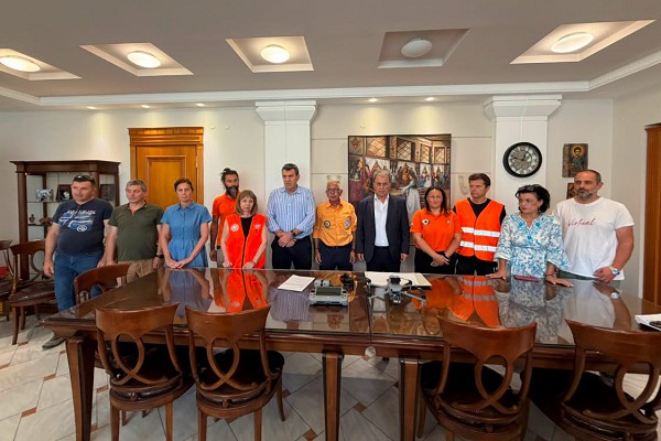 Η Περιφέρεια Δυτικής Μακεδονίας παραδίδει διασωστικό drone στο Ε.Τ.Α.Κ. Καστοριάς