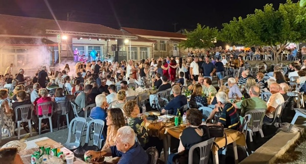 Με μεγάλη επιτυχία πραγματοποιήθηκε η καλοκαιρινή εκδήλωση του Μορφωτικού Ομίλου Πλατανορεύματος