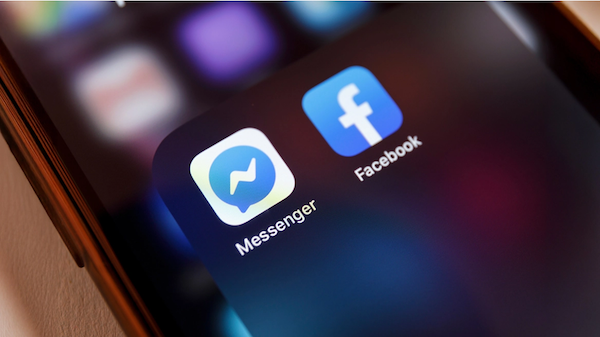 Έπεσε το Facebook, εκατοντάδες αναφορές για προβλήματα