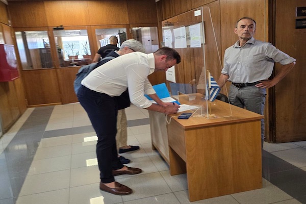 «Δημοκράτες – Προοδευτικό Κέντρο»: Μηνυτήρια αναφορά Κασσελάκη για την ανατίναξη των εκσκαφέων στην Πτολεμαΐδα