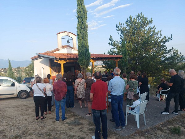 Εσπερινός προς τιμήν της Αγίας Ειρήνης Χρυσοβαλάντου στη Μηλιά Κοζάνης