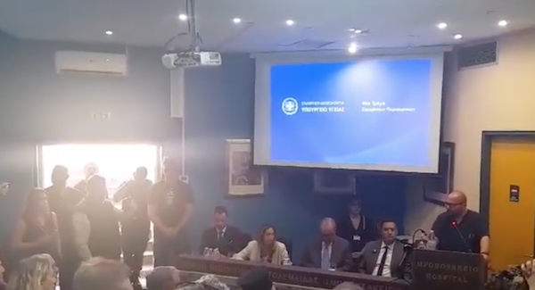 Ναι σε όλα .Και στη ΜΕΘ στο Μποδοσάκειο που είναι κλειστή και στου Μαμάτσειου που δουλεύει ρολόι 