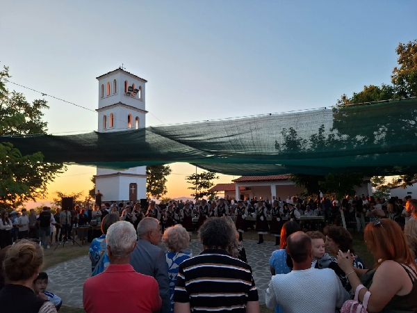 Πανηγυρίζει ο Ιερός Ναός της Αγίας Παρασκευής Μοσχοχωρίου Πλατανορρέυματος