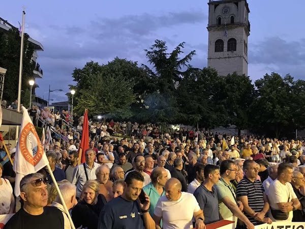 Στέφανος Πράσσος: Περί συλλαλητηρίου και θλιβερών ομιλητών