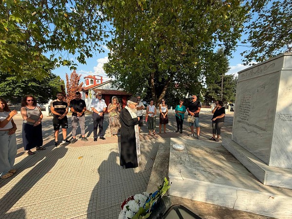 Πρωτοχώρι: Πραγματοποιήθηκε ετήσιο μνημόσυνο στη μνήμη του Ανθυπολοχαγού και δασκάλου Νικόλαου Χατζημιχαηλίδη