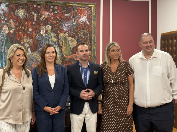 Συνάντηση του Δημάρχου Καστοριάς Γιάννη Κορεντσίδη με την Υπουργό Τουρισμού Όλγα Κεφαλογιάννη και την Υφυπουργό Τουρισμού Άννα Καραμανλή