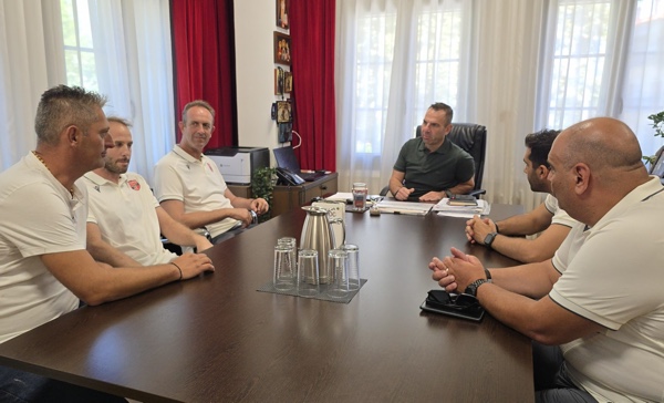 Συνάντηση του Δημάρχου Καστοριάς με εκπροσώπους της ΚΑΕ Πανιώνιος COSMORAMA TRAVEL