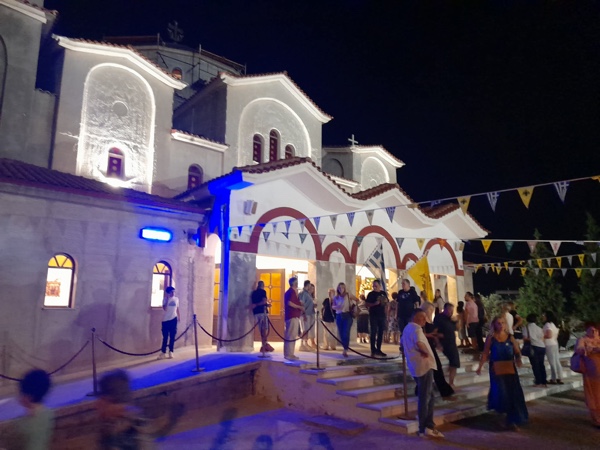 Πανηγυρίζει η Παναγία  Φανερωμένη στην Κοζάνη