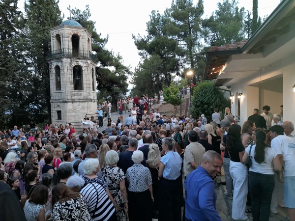 Πανηγυρίζει ο Ιερός Ναός Μεταμόρφωσης του Σωτήρος