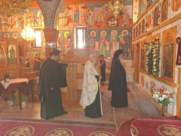 Αρχιερατική παράκληση στην Παναγία με Αρτοκλασία στην ορεινή των Πιερίων Αγία Κυριακή, από τον Σεβασμ. Μητροπολίτη Σερβίων και Κοζάνης κ. Παύλο – Του παπαδάσκαλου Κωνσταντίνου Ι. Κώστα