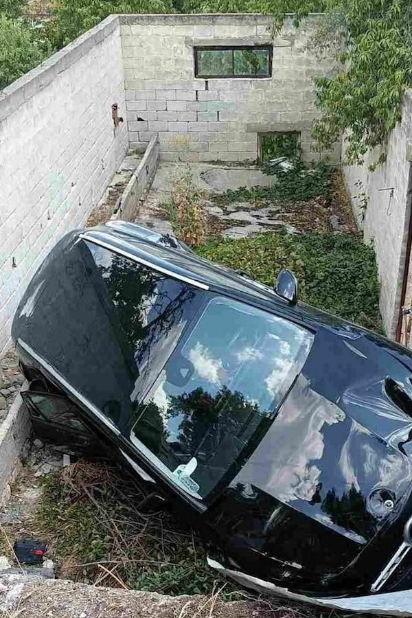 Ι.Χ. έπεσε σε κενό στην Πηγαδίτσα Γρεβενών