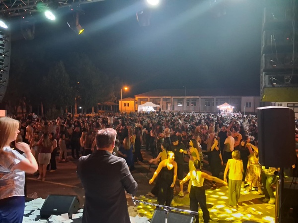Με μεγάλη  επιτυχία πραγματοποιήθηκε ο χορός της ακαδημίας “Ηρακλής” Δρεπάνου