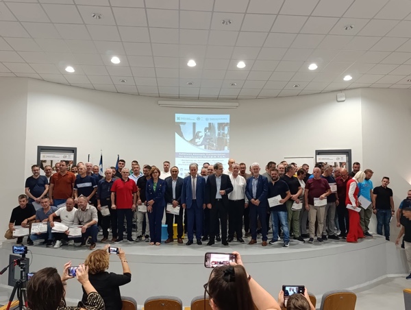 Πραγματοποιήθηκε η εκδήλωση απονομής πιστοποιητικών για το πρόγραμμα κατάρτισης και πιστοποίησης τεχνιτών φυσικού αερίου