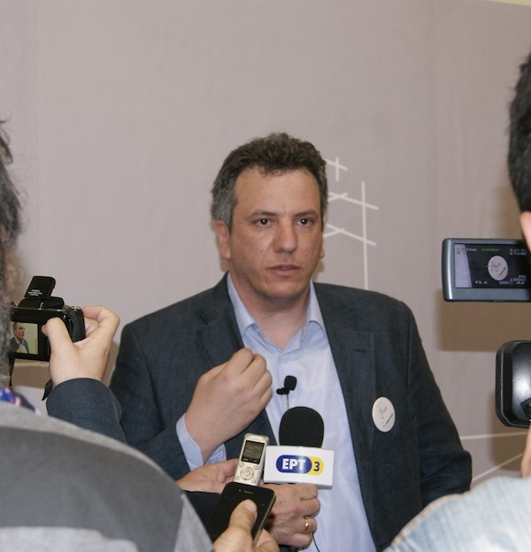 Συλλυπητήριο μήνυμα των εργαζομένων της Κοβενταρείου Δημοτικής Βιβλιοθήκης Κοζάνης για την απώλεια του Παναγιώτη Δημόπουλου