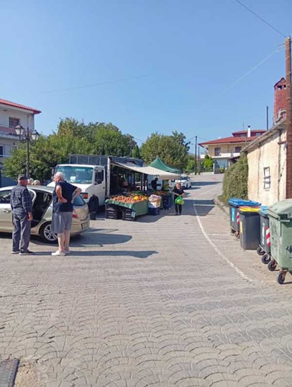 Πρώτη μέρα για τη λαϊκή αγορά στη Λευκοπηγή