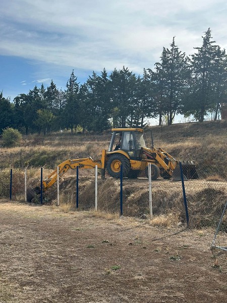 Εργασίες καθαρισμού και διαμόρφωσης κοινόχρηστων χώρων στη Νέα Χαραυγή