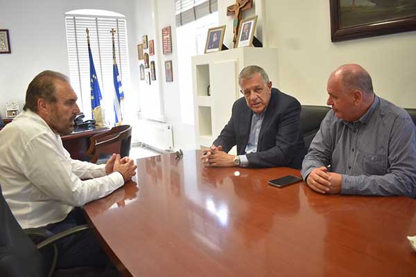Συνάντηση του Δημάρχου Φλώρινας Βασίλη Γιαννάκη με τον Υφυπουργό Υποδομών και Μεταφορών Νίκο Ταχιάο