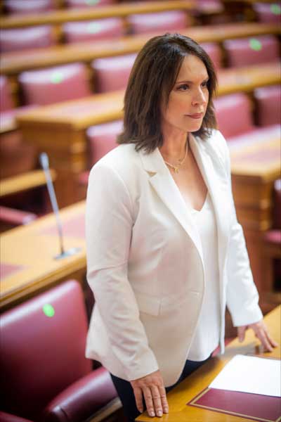 Καλλιόπη Βέττα: «Χωρίς ηλεκτρικό χώρο οι Ενεργειακές Κοινότητες της Δυτικής Μακεδονίας – Στα λόγια η «δίκαιη μετάβαση» 