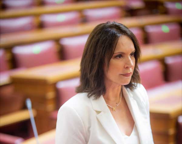 Καλλιόπη Βέττα: «Σε ομηρία οι ιδιοκτήτες αγροτικών εκτάσεων εξαιτίας λαθών στους Δασικούς Χάρτες»