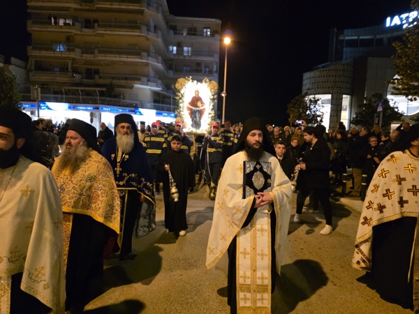Πτολεμαΐδα: Πανηγυρικός Δισαρχιερατικός Εσπερινός και λιτάνευση της εικόνας της Αγίας Σκέπης