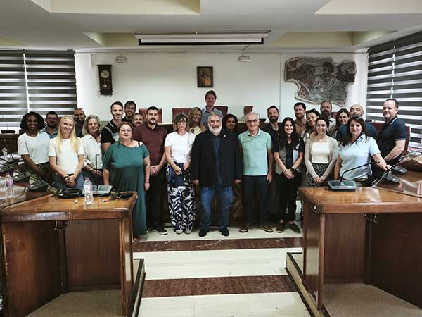 Commit συνάντηση εταίρων