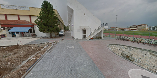 Να γιατί δεν υπάρχουν στοιχειώδεις συνθήκες καθαριότητας στο ΔΑΚ Πτολεμαΐδας: Διότι εκεί στεγάζεται το ΕΚΑΒ