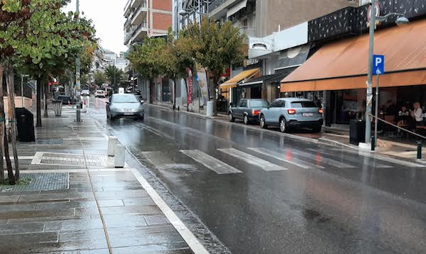 Λόγω κακοκαιρίας αναβάλλεται η παρέλαση για την 11η Οκτωβρίου