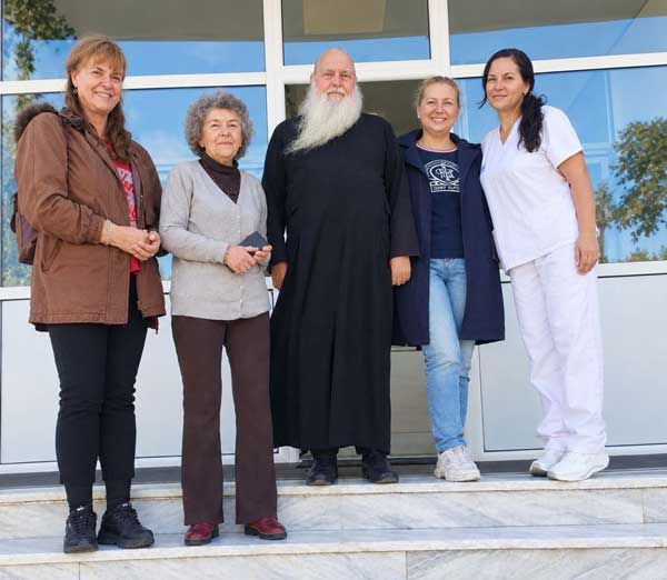 Eπίσκεψη στο Γηροκομείο Κοζάνης με στόχο τον έλεγχο και την προαγωγή της στοματικής υγείας των φιλοξενούμενων