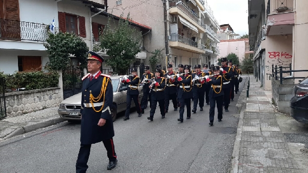 Η Πανδώρα στους δρόμους της πόλης